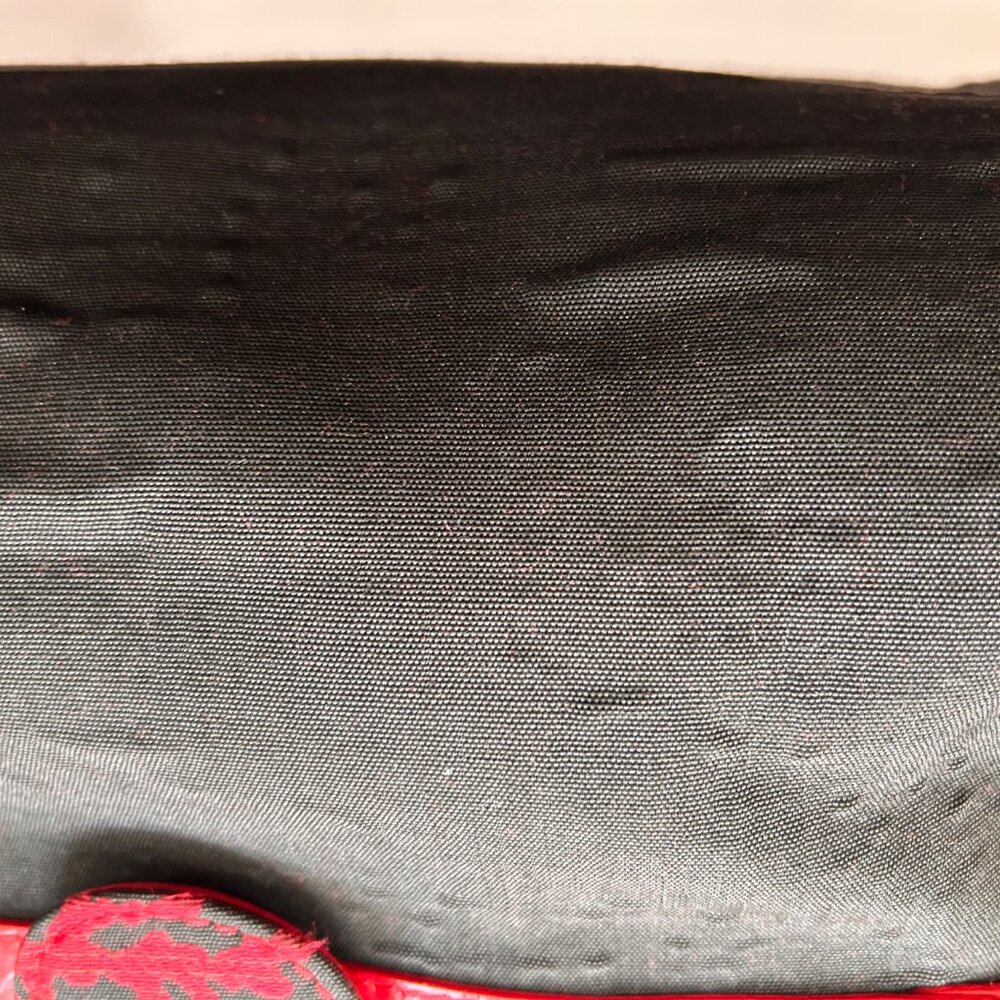 Le Duchesse Made-in-Italy Red Leather & Black Jacquard Tapestry Satchel. - Picture 8 of 15